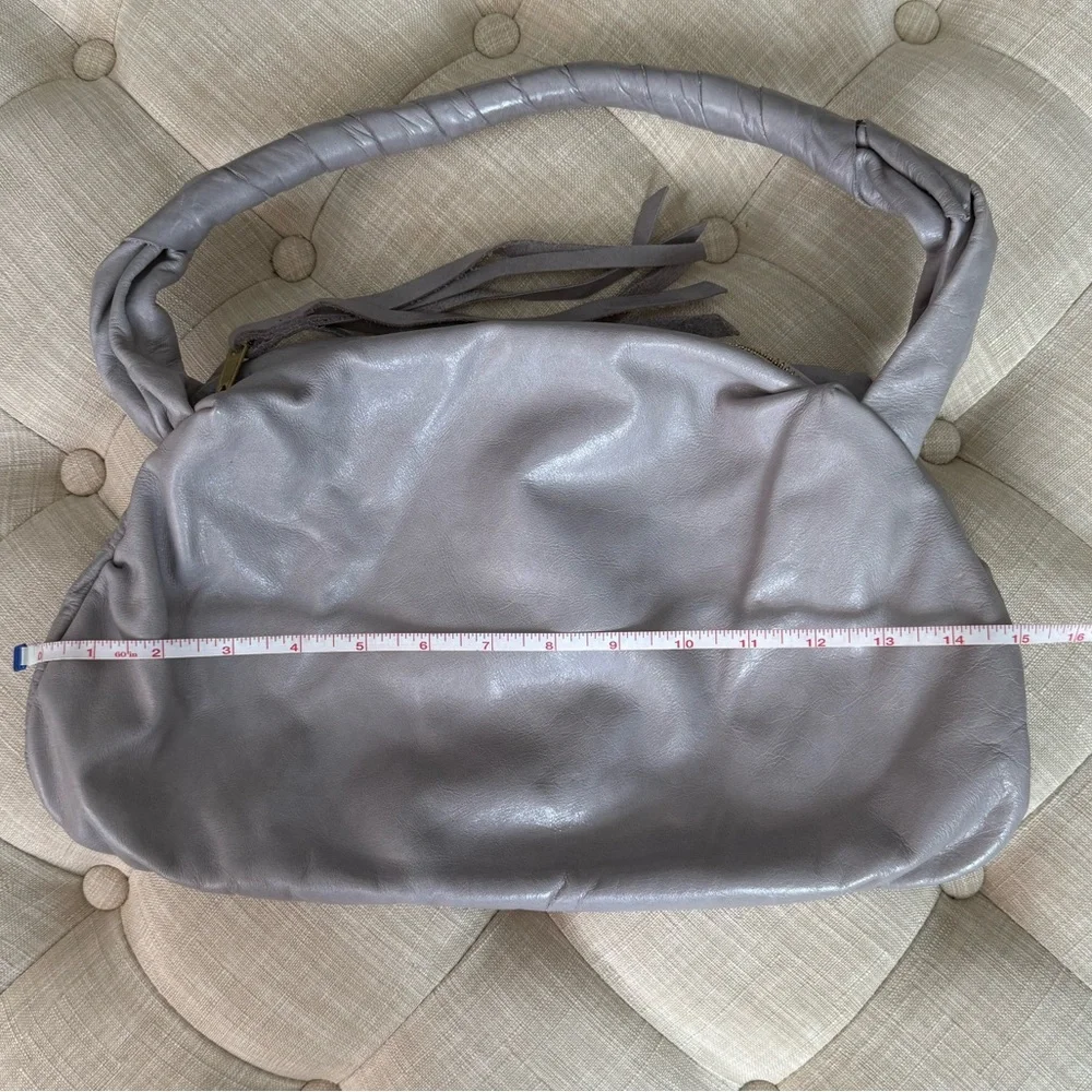 SATCHEL. Savannah Women's Shoulder Bag - Picture 11 of 12